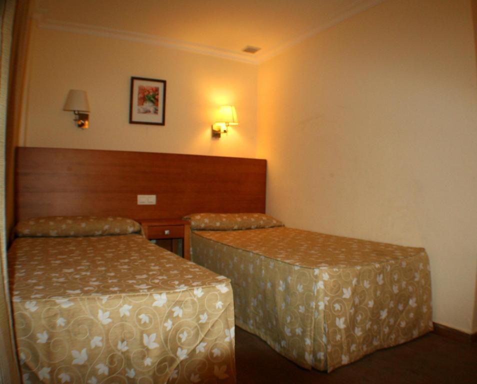 Hostal Margarita La Línea de la Concepción Zewnętrze zdjęcie