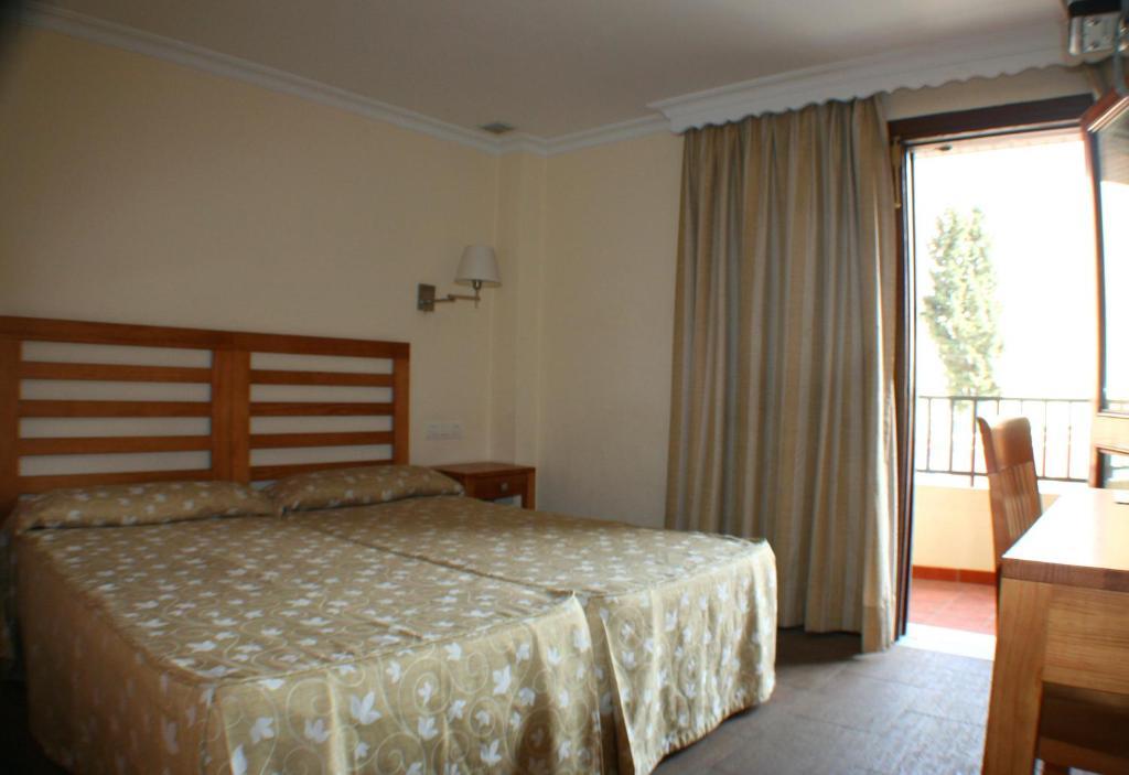Hostal Margarita La Línea de la Concepción Zewnętrze zdjęcie
